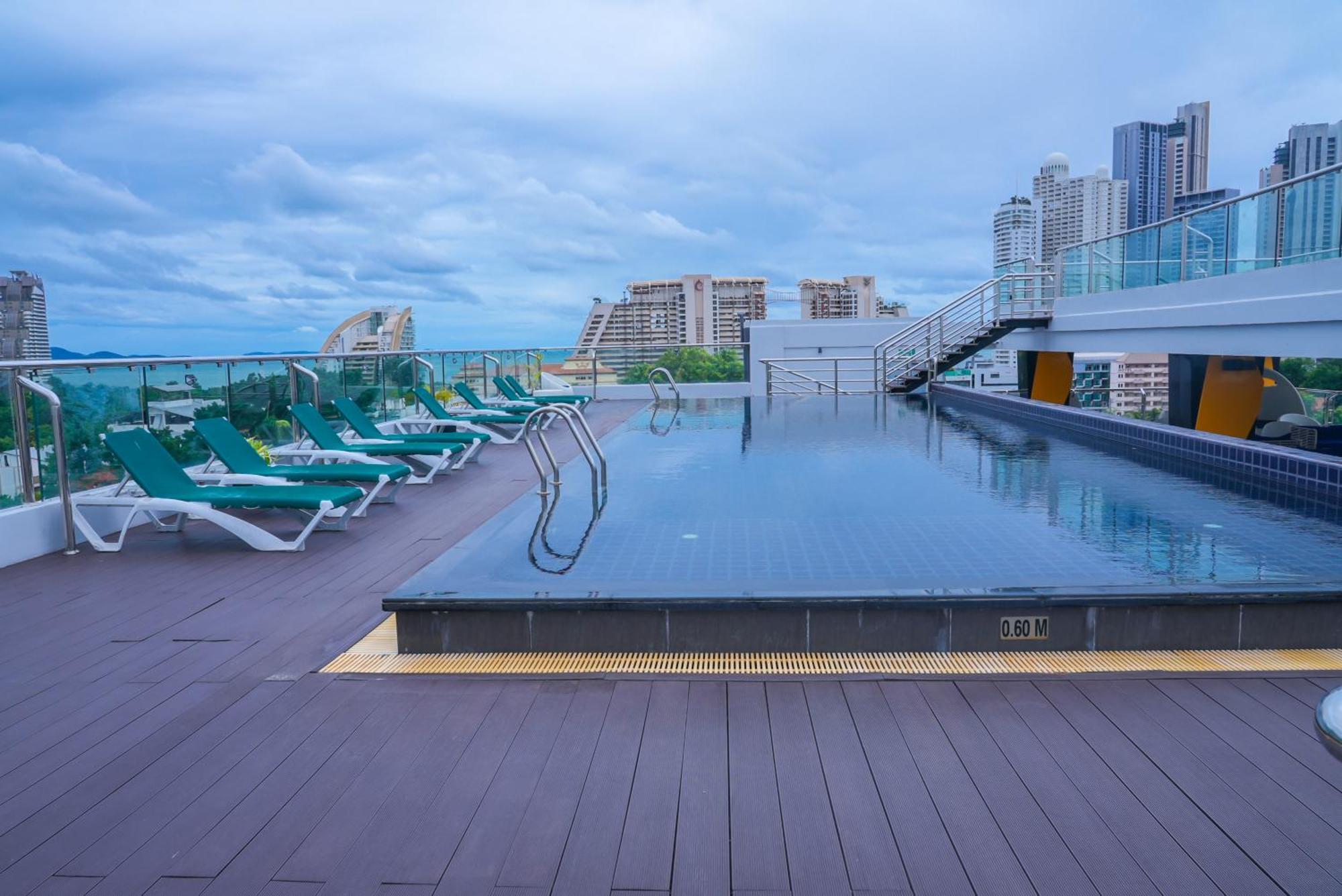 Blue Boat Hotel Jc Pattaya Dış mekan fotoğraf